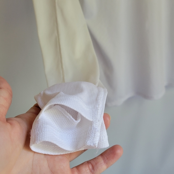 Athleta Semi Sheer Top Sz Medium - Picture 3 of 10